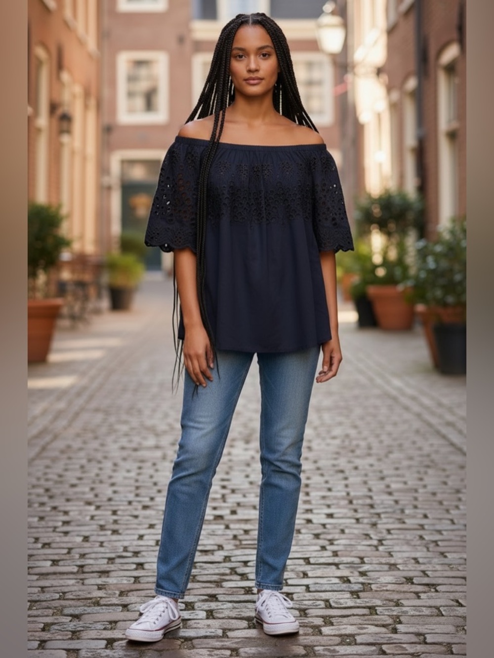 Gibson Latimer Elegant off the shoulder Navy Eyelet Top Small